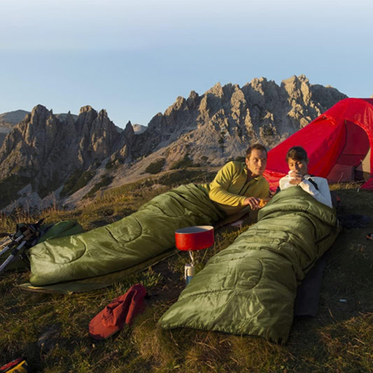 couple sac couchage grand froid kaki