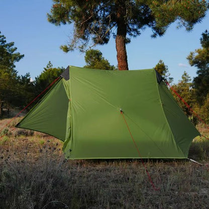 Tente bivouac vue côté auvent ouvert